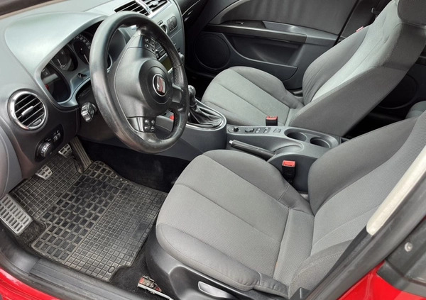 Seat Leon cena 11500 przebieg: 342000, rok produkcji 2007 z Wołczyn małe 121
